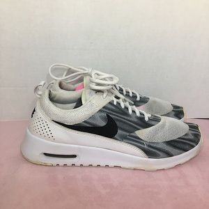 NIKE AIR MAX THEA
